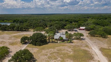 831.3 acres in Kinney County, Texas