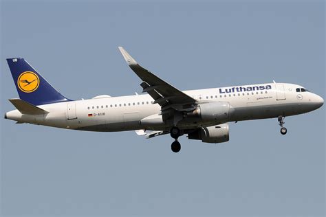 D Aiub Airbus A Wl Lufthansa Fra Gabriele Fontana