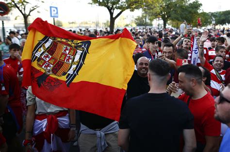 Así ha sido el recibimiento al Granada CF