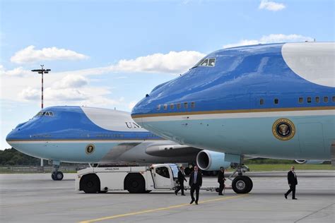 Boeing 747 400 Boeing Aircraft Us Air Force Air Force Ones United