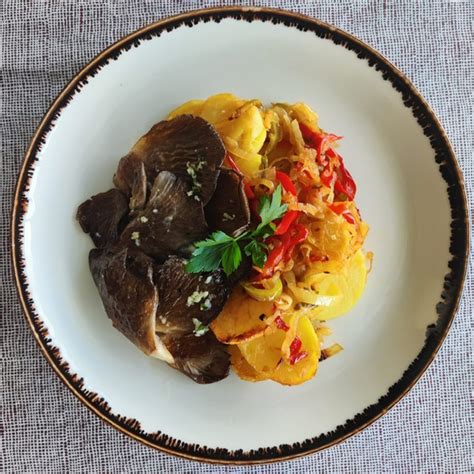 Setas a la Plancha con Patatas Salteadas Sin Sartén comida preparada