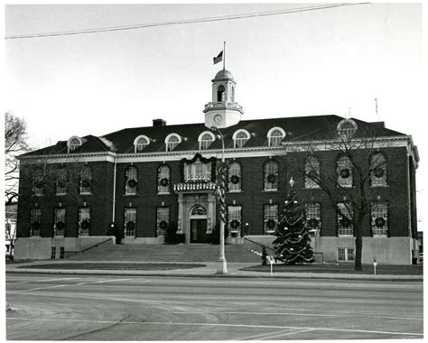 Dearborn Christmas Decorations 1940-1969 – Dearborn Historical Museum