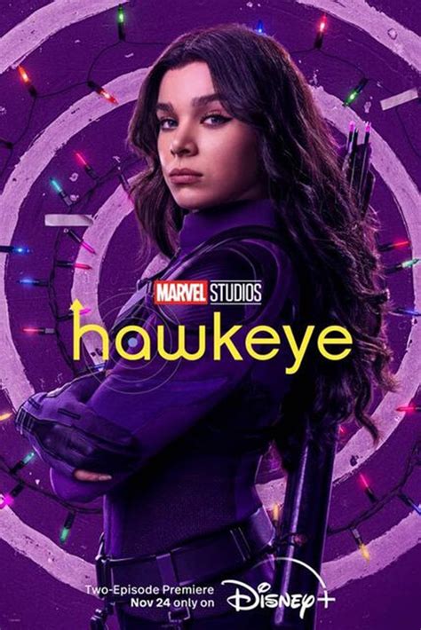 Hawkeye's Kate Bishop: Hailee Steinfeld Stuns With Blue Contacts for ...