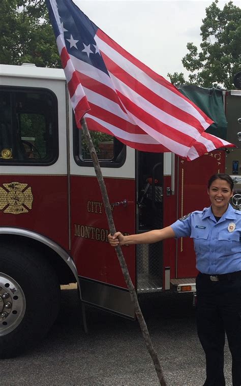 Trailblazing Reservist First Drill Status Airman Takes On Junior ROTC