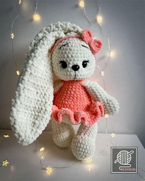 Królik króliczek maskotka przytulanka amigurumi na szydełku Warszawa