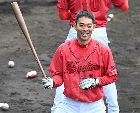 写真：【広島】秋山翔吾がオープン戦初出場で健在アピール 新井監督「さすがのパフォーマンス」 東スポweb