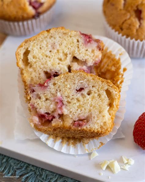 Recette De Muffins Aux Fraises Et Chocolat Blanc Juteux Et Moelleux