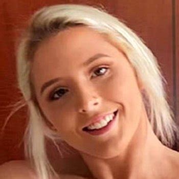 Chloe Kinks Babe Page Watch This Pornstar On FreeOnes