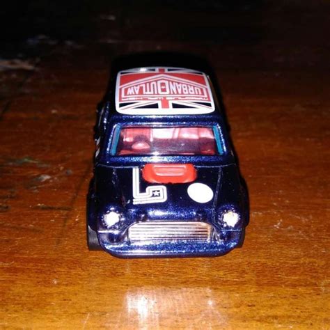 Jual Loose Morris Mini Urban Outlaw Cooper Mr Bean Hw Hot Wheels Hotwheels Di Seller Dadang
