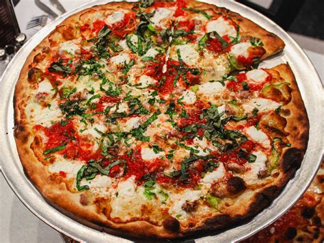 Bleecker st new york city shops are closing fast 3