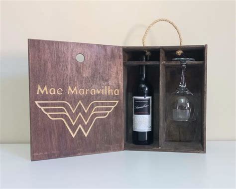 Caixa de Madeira Personalizada para Vinho e Taça Elo7