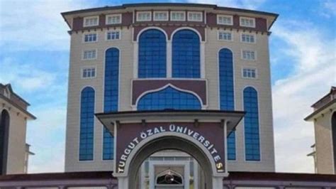 Malatya Turgut Zal Niversitesi Retim G Revlisi Ile Retim