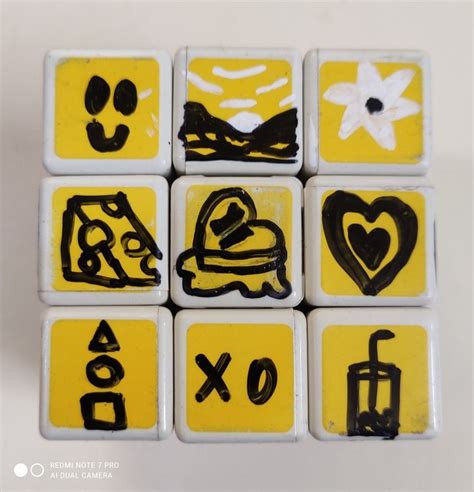 Rubik S Cube Yellow Aesthetics Art Idee D Arte Arte Idee