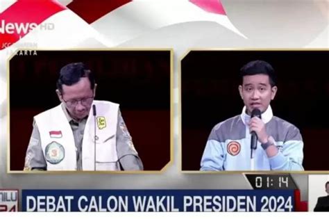 Gibran Tonjolkan Gimik Pengamat Tontonan Paling Memalukan Dalam