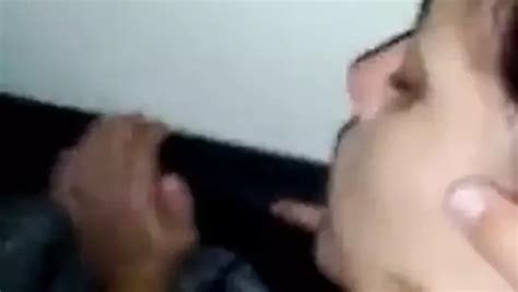 Heiße Amateurin hat Sex zu Hause xHamster