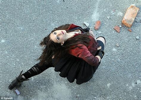 Naked Elizabeth Olsen In Avengers Age Of Ultron
