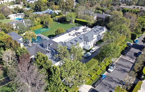 Sean Diddy Combs Selling L A Mansion For Million