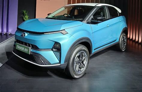 Facelifted Tata Nexon Ev Revealed With New Look And Advanced Features India Today