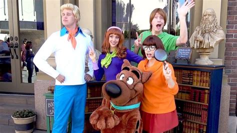 Scooby Doo Fred Shaggy Daphne And Velma Frankenstein Cameo Meet And Greet At Universal