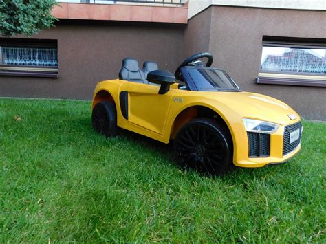 Auto Na Akumulator Audi R Spyder Samoch D Dla Dzieci Miejsca