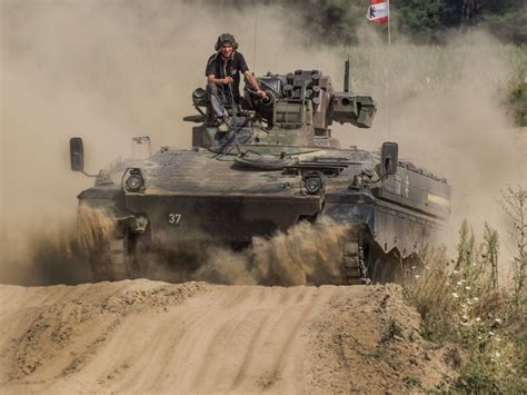 Fotoğraf : askeri, asker, Ordu, Araç, Sürmek, Silah, Tank, Ekran ...
