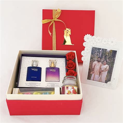 Buy Best 25th Wedding Anniversary Gifts For Parents| Angroos