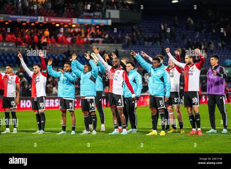 Rotterdam - Players of Feyenoord celebrate the win during the match ...