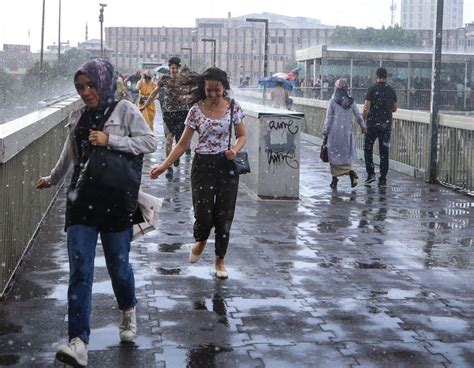 Meteoroloji den 43 ile sarı ve turuncu kodlu uyarı AKOM Mecbur