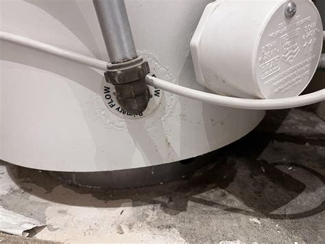 Hot water cylinder leaking : r/DIYUK