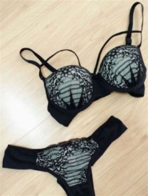 Conjunto De Calcinha E Soutien Strapbra Lingerie Feminina Pimenta Doce Nunca Usado 19993430