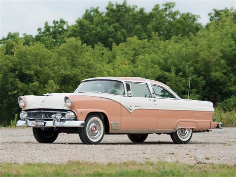 1955 Ford Fairlane Crown Victoria Coupe 64a Luxury Retro