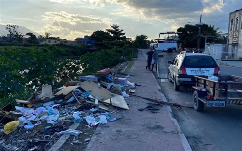 Guarda Municipal De Belford Roxo Prende Dupla Por Despejo Irregular De