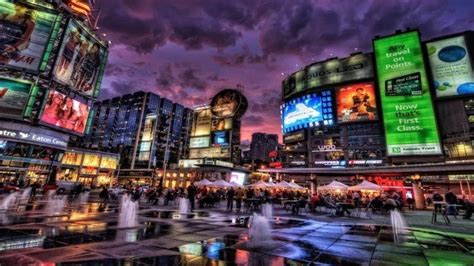 Toronto Nightlife - 18 Amazing Things to Do After Dark