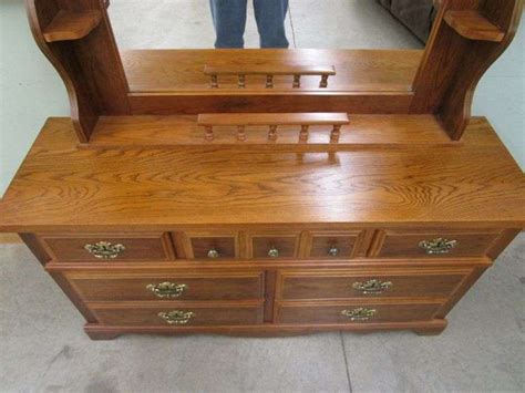 Oak Drawer Dresser W Mirror Oberman Auctions