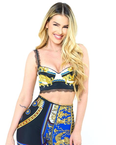 Yasmine Brunet BBB Biography: Age, Career, Parent, Boyfriend, Instagram