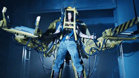 James Cameron Redesigned Aliens Power Loader After Seeing Empire