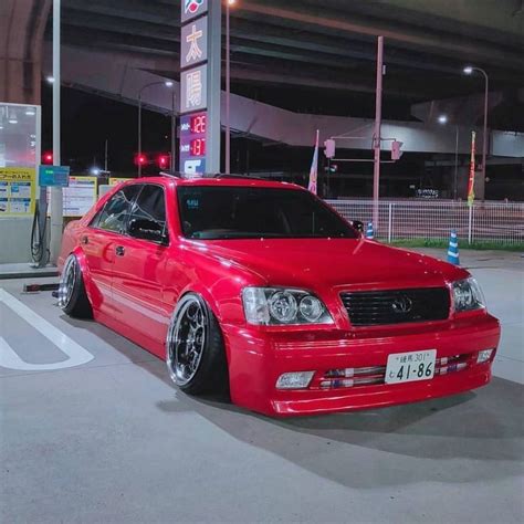 Toyota Crown | Japanese cars, Toyota crown, Jdm