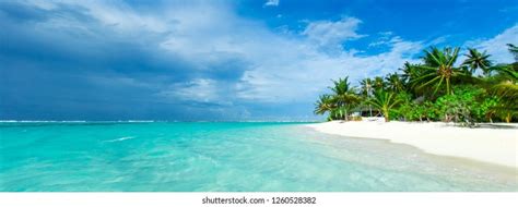 Tropical Maldives Island White Sandy Beach Stock Photo 1260528382 ...