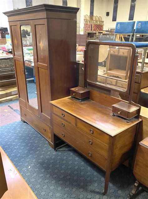 2 PIECE MAHOGANY BEDROOM SUITE Southgate Auction Rooms