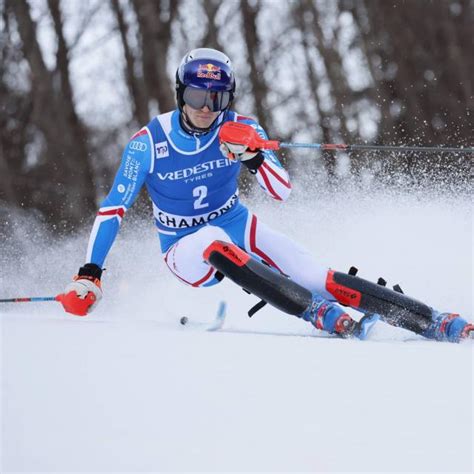 Clément Noël domine la première manche du slalom de Chamonix L Équipe