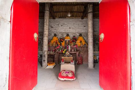 Shrine with Statues of Deities at a Taoist Temple Stock Photo - Image ...