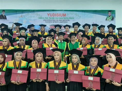 Yudisium Dan Pelepasan Mahasiswa S 1 PIAUD UIN Raden Intan Lampung