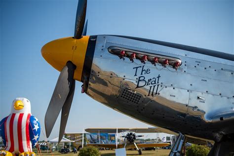 Warbirds Area Photo By Sam Sasin Eaa Airventure Oshkosh Flickr