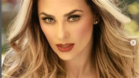 Los ejercicios que realiza Aracely Arámbula para lograr un abdomen