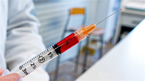 Injectie Cu Vitamina B12 Intramuscular Ozonoterapie Bucuresti