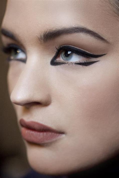 Banish Basic 15 Interesting New Ways To Style Your Eyeliner