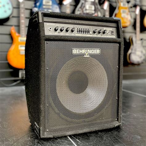 Behringer BXL3000a 300 Watt Bass Combo Reverb UK