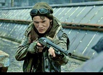 Terminator: Salvation Anton Yelchin Shotgun & Cartridges