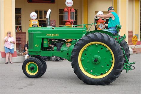 Antique Tractor & Car Show | Reno County Fair