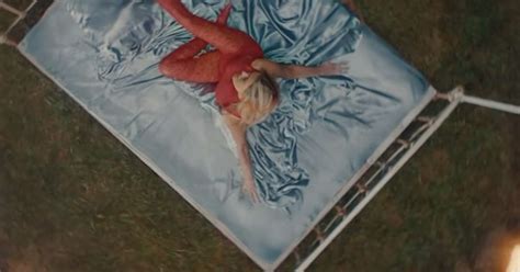 Tiësto and Alana Springsteen s World Is On Fire In Smoldering Hot Honey Video Watch EDM